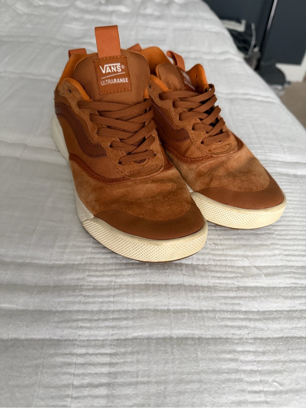 Vans UltraRange EXO SE Sneakers Cream/Orange Lightweight Comfort - Picture 4 of 15